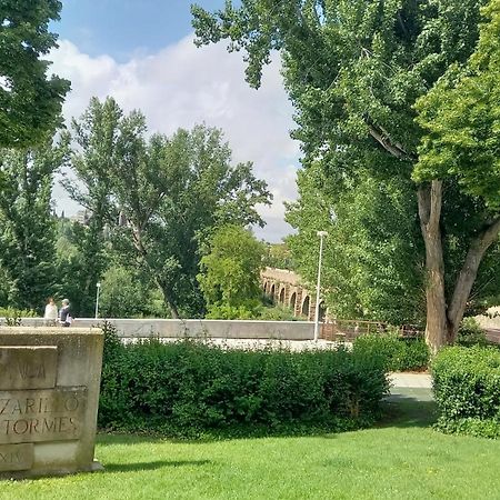 Appartamento Increible Apartamento Frente Al Puente Romano Salamanca Esterno foto
